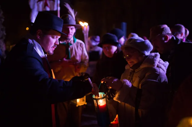 Adventi gyertyagyújtás és adományozás Gyomaendrődön