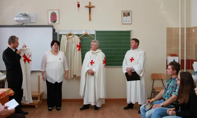 ERÉNYEK KARDJA - MEZŐTÚR