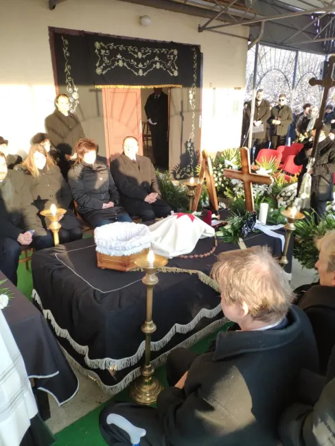 Érsek Barnabásné sz. Vass Beáta dáma temetése