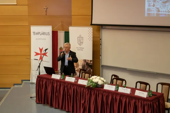 Tudományos Szekció